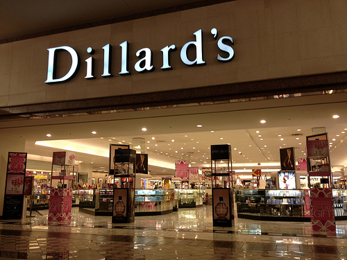 auction_images/dillards_large.jpg large photo